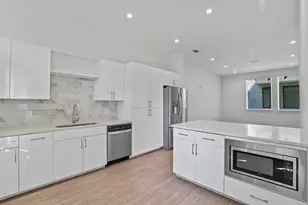 410 W 9th St, Dallas, TX 75208 - Photo 8