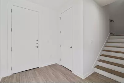 410 W 9th Street #205, Dallas, TX 75208 - Photo 2