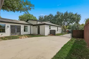 6811 Patrick Dr, Dallas, TX 75214 - Photo 38