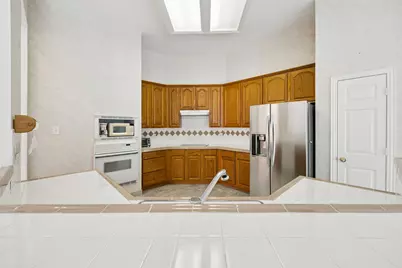 9325 Vista Circle, Irving, TX 75063 - Photo 12