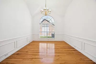 9325 Vista Circle, Irving, TX 75063 - Photo 8