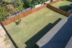 305 Alicia Ct, Mansfield, TX 76063 - Photo 36