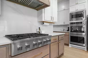 305 Alicia Ct, Mansfield, TX 76063 - Photo 12