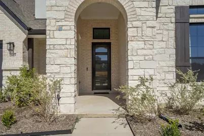 305 Alicia Court, Mansfield, TX 76063 - Photo 4