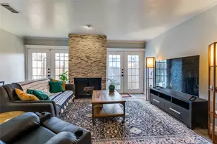 2816 Wycliff Ave, Dallas, TX 75219 - Photo 2