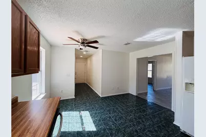 910 Van Zandt Street, Paris, TX 75460 - Photo 6