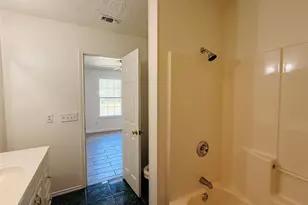 910 Van Zandt St, Paris, TX 75460 - Photo 14