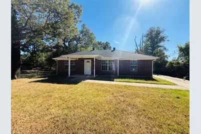 910 Van Zandt Street, Paris, TX 75460 - Photo 2