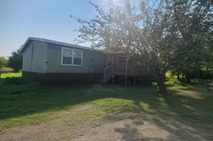 12325 Hudson Dr, Alvarado, TX 76009 - Photo 2