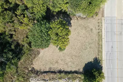 629 N M L King Jr Boulevard, Grand Prairie, TX 75050 - Photo 4