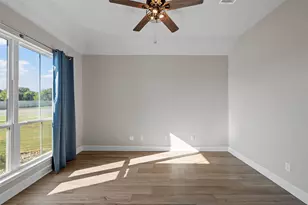 377 Hadley St, Woodway, TX 76712 - Photo 2