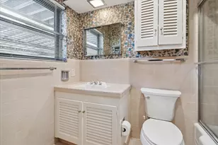 11118 Valleydale Dr, Dallas, TX 75230 - Photo 10