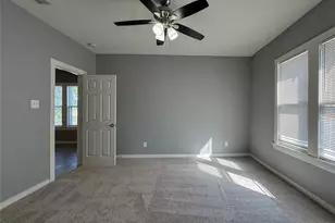 2109 N Elm St, Denton, TX 76201 - Photo 24