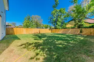 702 Graham Ave, Dallas, TX 75223 - Photo 32