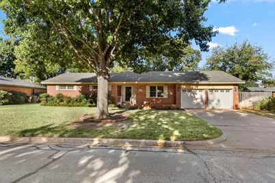 4906 Greenbriar Road, Wichita Falls, TX 76302 - Photo 2