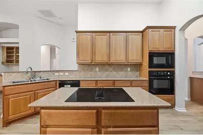 2401 Chesterwood Drive, Little Elm, TX 75068 - Photo 12