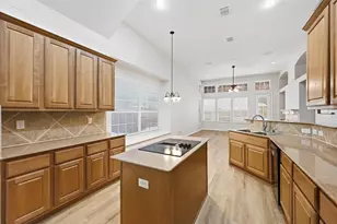 2401 Chesterwood Dr, Little Elm, TX 75068 - Photo 14