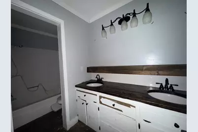 1516 E McLennan Avenue, Mart, TX 76664 - Photo 8