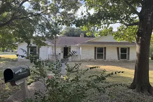 1516 E McLennan Ave, Mart, TX 76664 - Photo 24