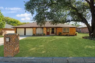 4227 High Mesa Dr, Arlington, TX 76016 - Photo 2