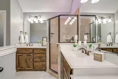 621 Daniel Drive, Burleson, TX 76028 - Photo 22