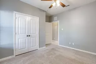 621 Daniel Dr, Burleson, TX 76028 - Photo 32