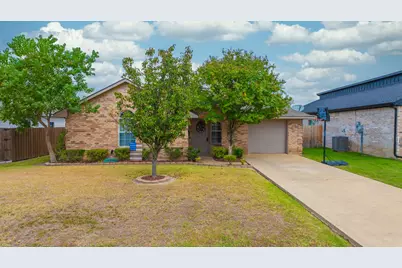 702 Aldridge Street, Commerce, TX 75428 - Photo 1