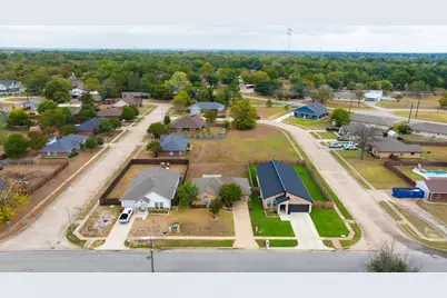 702 Aldridge Street, Commerce, TX 75428 - Photo 16