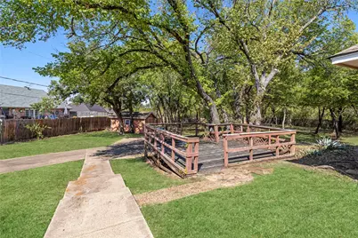 111 Creek Side Court, Kennedale, TX 76060 - Photo 22