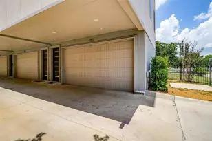 3231 Elihu St, Dallas, TX 75210 - Photo 20