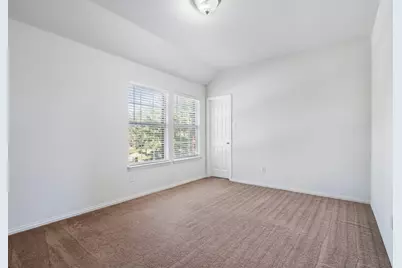 910 Waterside Drive, Euless, TX 76039 - Photo 18