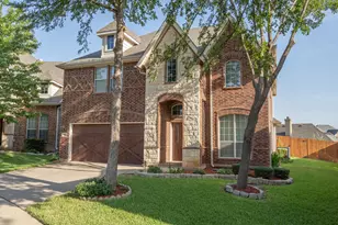 910 Waterside Dr, Euless, TX 76039 - Photo 2