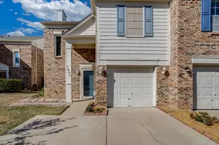 1605 Beach Ln, Arlington, TX 76014 - Photo 2