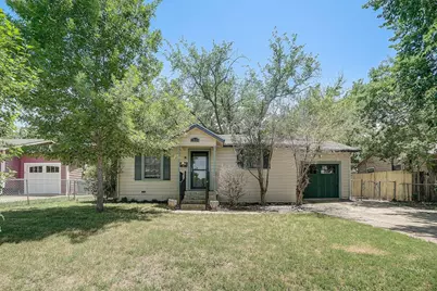 1514 Baxley Street, Carrollton, TX 75006 - Photo 2