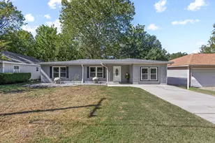 206 S Magnolia St, Pottsboro, TX 75076 - Photo 1