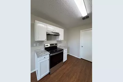 325 Indian Blanket Drive, Burleson, TX 76028 - Photo 6