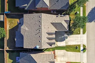 1205 Dripping Springs Ln, McKinney, TX 75072 - Photo 6