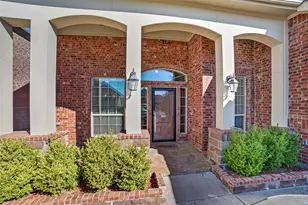 1205 Dripping Springs Ln, McKinney, TX 75072 - Photo 2