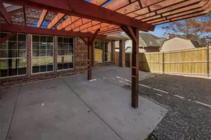 7108 Brekenridge Dr, Fort Worth, TX 76179 - Photo 8