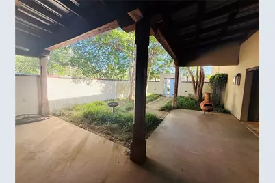 265 SE 1st Street, Paris, TX 75460 - Photo 4