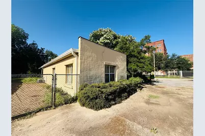 265 SE 1st Street, Paris, TX 75460 - Photo 1