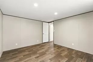 4214 W Virginia Dr, Granbury, TX 76048 - Photo 26