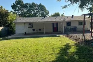 603 N Denton Ave, Justin, TX 76247 - Photo 34