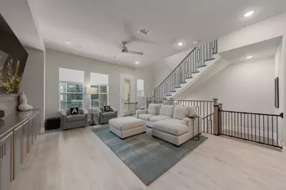 8256 Milroy Lane, Dallas, TX 75231 - Photo 10