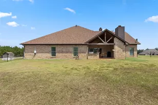 215 Deerfield Lake Cir, Hallsville, TX 75605 - Photo 36