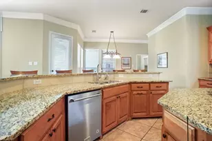 5848 River Meadows Pl, Fort Worth, TX 76112 - Photo 10