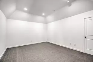 1425 Hidden Cv Dr, Lakewood Village, TX 75068 - Photo 20