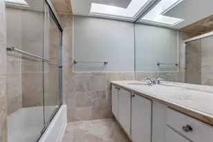 10209 Regal Oaks Dr, Dallas, TX 75230 - Photo 30