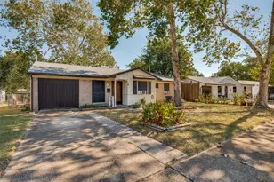 583 Wind River Dr, Duncanville, TX 75116 - Photo 2