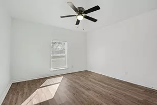 524 Cole Ave, Saginaw, TX 76179 - Photo 20